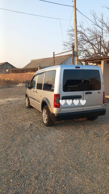 Ford: Ford Tourneo Connect: 1.8 l | 2004 il 300000 km Universal — 5