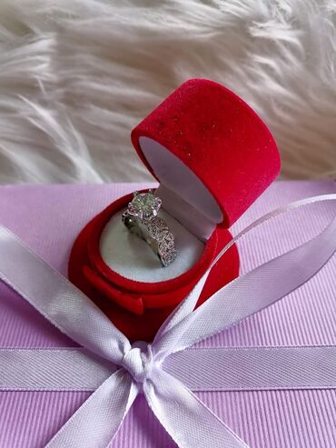 Prstenje: Cena 1300din — 11