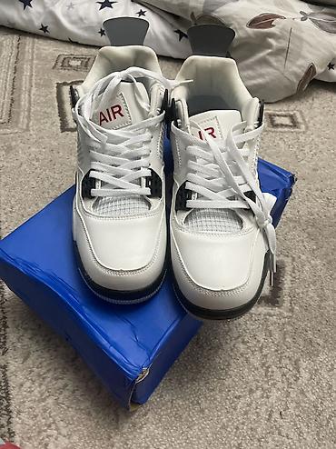аир форсы бишкек: Мужские кроссовки, 43, Air Jordan, Новый, цвет - Белый, Самовывоз — 1