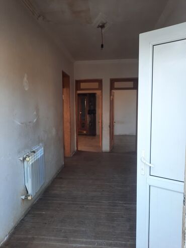 Həyət evləri və villaların satışı: Maştağa qəs. 3 otaqlı, 110 kv. m, Kredit yoxdur, Orta təmir — 4