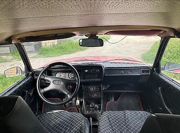 VAZ (LADA): VAZ 2107 sedan - Kuzov: 4 qapılı sedan, qırmızı rəng - Mühərrik — 10