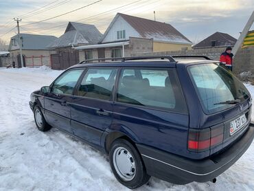 Volkswagen: Volkswagen Passat: 1993 г., 1.8 л, Механика, Бензин, Универсал