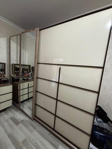 iki mertebeli kiravat: Двуспальная кровать, Шкаф, Турция, Б/у