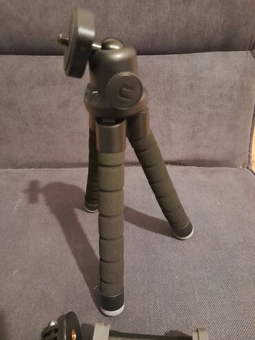 Ostali aksesoari za mobilne telefone: UBeesize tronožac za telefon Tronožac je nadograđen metalnim kuglastim — 7