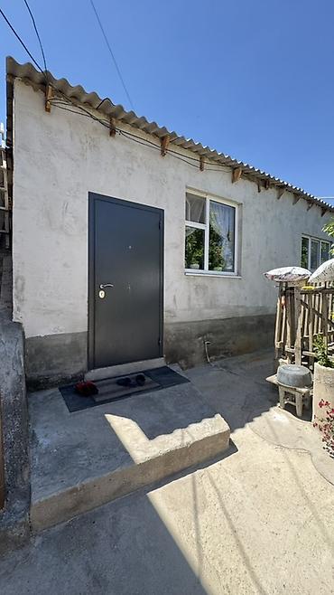 Продажа коттеджей и домов: 🏡 Продаётся дом в Балыкчы! 📍 Дом расположен в хорошем, развитом — 15