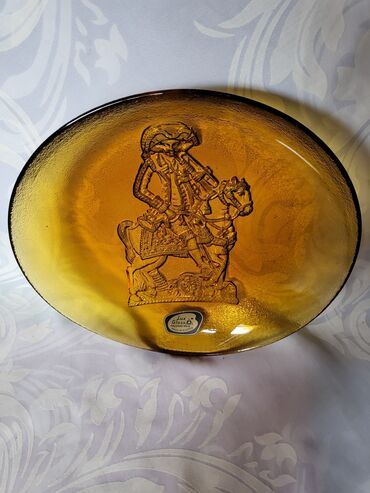 Ostalo posuđe: Univezalni tanjir,nov,vintaz Lux glass Austrija. Univerzalni na lalafo.rs — 6 Ostalo posuđe: Univezalni tanjir,nov,vintaz Lux glass Austrija. Univerzalni — 6