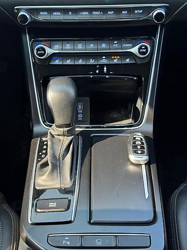 Продажа авто: Hyundai Grandeur: 2019 г., 3 л, Автомат, Газ, Седан — 7