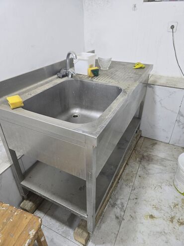 Professional sobalar: *SEVA XİRDALAN* Təmiz nerj materialli moyka satilir. İtalyan