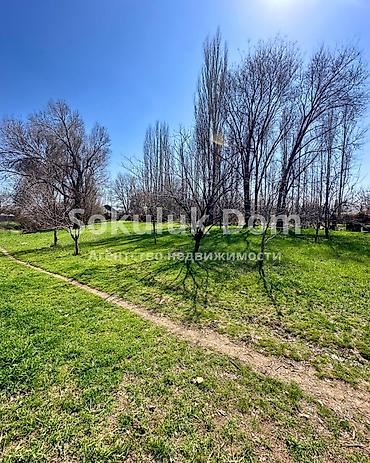 Продажа коттеджей и домов: 🏠Продается дом в с. Сокулук 🟡Комнаты: 4 🟡Участок: 12 соток — 4