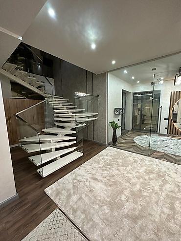 Долгосрочная аренда домов: 500 м², 8 комнат — 4