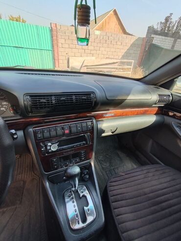 Audi: Audi A4: 1998 г., 2.4 л, Автомат, Седан — 3