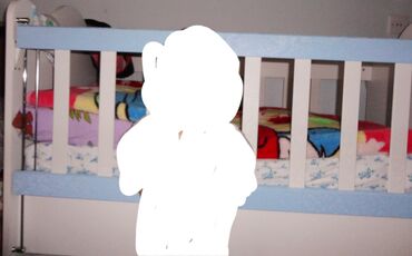 matras taxt ucun: Oğlan üçün, İşlənmiş, Dördbucaq, Beşik, Matras ilə, Yellənmə mexanizm ilə