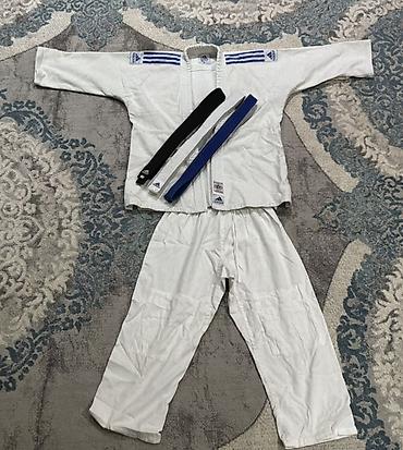 İdman dəsti, Adidas