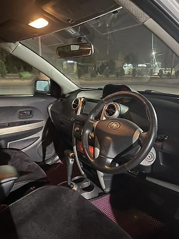 voxy noah: Toyota Ist: 2003 г., 1.5 л, Автомат, Бензин, Хэтчбэк — 3