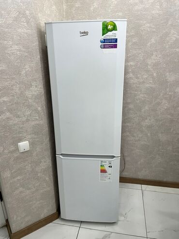 морозильник бутка: Муздаткыч Beko, Эки камералуу