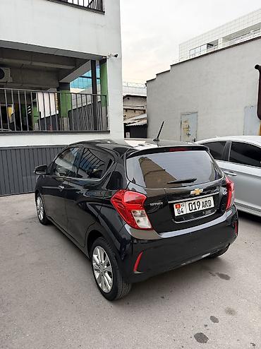 chevrolet camaro: Chevrolet Spark: 2017 г., 1 л, Автомат, Бензин — 4