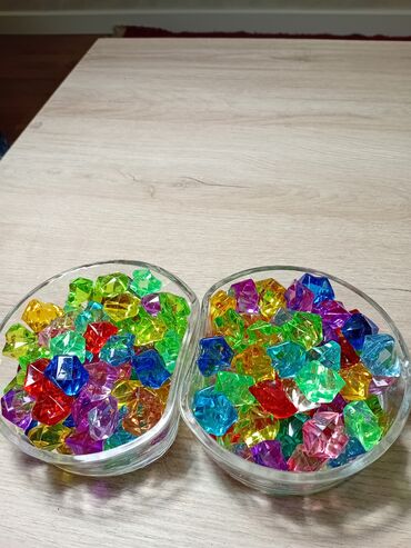 Akvariumlar: Akvaryum uzunluqu 70 eni 26 hündürlüy 46 dı boş 40 man dekor və otlar — 3