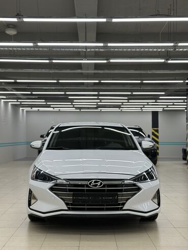 Hyundai: Hyundai Elantra: 2020 г., 2 л, Автомат, Бензин, Седан