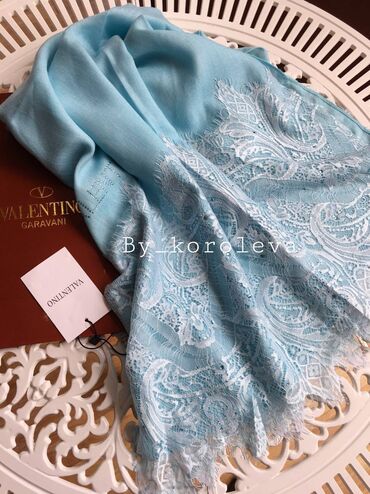 Baş geyimləri: Brend şərflərin və yaylıqların replikası, qiymətlər 25 manatdan — 7