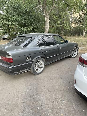 редуктор bmw: BMW 5 series: 1988 г., 2.5 л, Механика, Бензин, Седан — 3