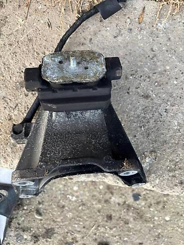 aks cenovnik: NOSAC MENJACA F10,11 ZA BMW SERIJA 5 | Na stanju novi i polovni — 2