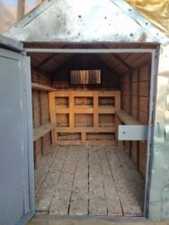 İnformatika: Başlıq: Quş damı Təsvir: - Sinklənmiş metal örtüklü, möhkəm