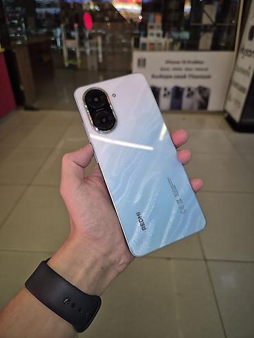 xaomi 17: Redmi, Redmi A5, Б/у, 64 ГБ, цвет - Белый, 1 SIM, 2 SIM — 4