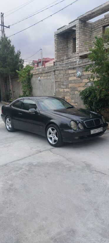 Mercedes-Benz CLK 200: 2 л | 2000 г. Купе
