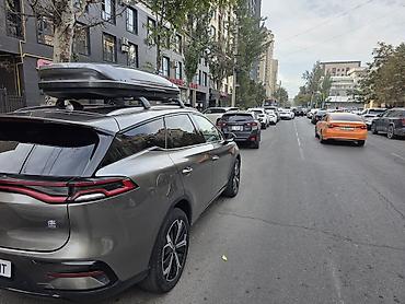Электротранспорт: BYD TANG, 7/2022. 730 км запас хода.3 ряда сидений. Обогрев-обдув — 4