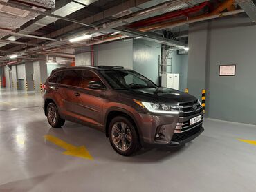 Toyota: Toyota Highlander: 2018 г., 3.5 л, Автомат, Гибрид, Внедорожник