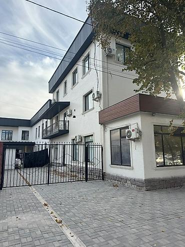 эко детский сад: Сдаю Помещение целиком: Для гинеколога, Для психолога, Для стоматолога, 156 м², С ремонтом, Первая линия, С отдельным входом, С отдельным санузлом — 1