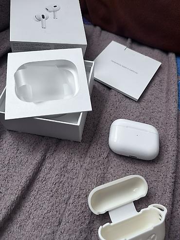 ipod classic: Airpods pro 2 type c model noqte cizigsiz tam ideal shekilde demek — 1
