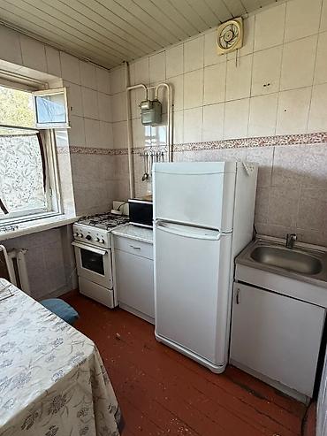 108 серия: 3 комнаты, 56 м², Азия Молл 104 серия, 3 этаж, Косметический ремонт — 2