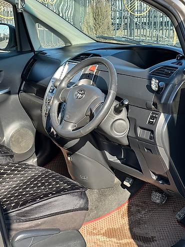 Toyota: Toyota Ractis: 2006 г., 1.5 л, Автомат, Бензин — 5