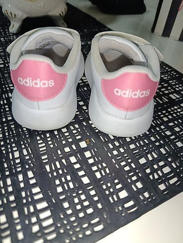 Patike: Dečje patike adidas – bele sa roze detaljem - Model: adidas — 2