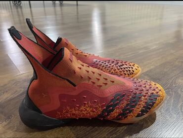 заказать футбольную форму со своей фамилией и номером: Adidas predator 36-37 размер 2021 оригинал качество хорошее самовызов