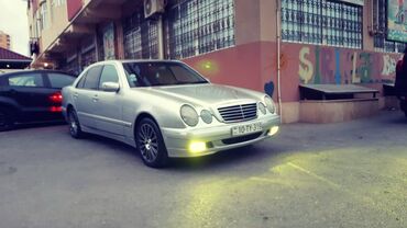 uber taksi: Minik avtomobili, Bakı -