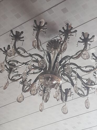 lustrlar: Çılçıraq, 10 və daha çox lampa, Metal