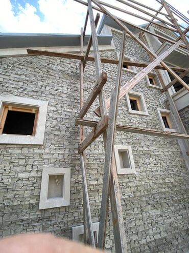 Tikinti işləri: Adım Zahiddir. Aqlay işində 20 ildən çox təcrübəm var. Hər zövqə — 17