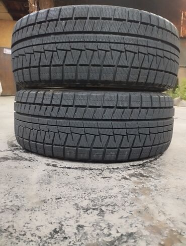 диски для аккорд: Шиналар 235 / 45 / R 17, Кыш, Колдонулган, Жуп, Жеңил унаалар, Жапония, Bridgestone