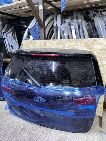ласка купить бишкек: Крышка багажника Kia carnival (б/у)