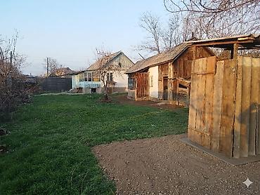 продаю дом бишкек кызыл аскер: 🏡 **ПРОДАЁТСЯ ДОМ В САМОМ ЦЕНТРЕ ТОКМОКА!** 💎 Отличный вариант для — 4
