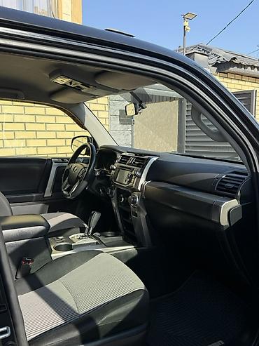 скупочная: Toyota 4Runner: 2018 г., 4 л, Автомат, Бензин, Внедорожник — 8