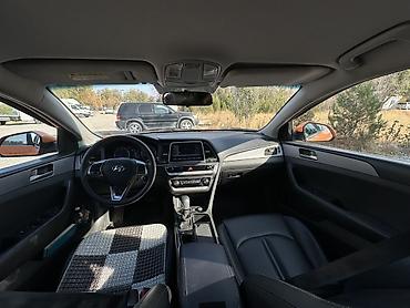 sonata оранжевый: Hyundai Sonata: 2019 г., 2 л, Автомат, Газ, Седан — 2