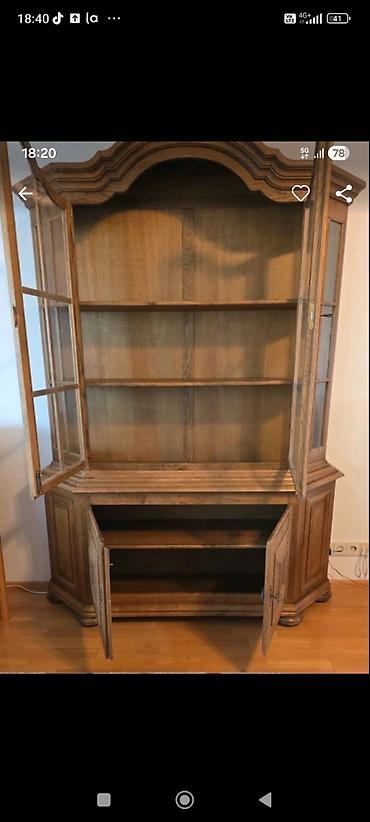 Stilske vitrine: Masivne drvene vitrine – dva modela Model 1 - Materijal: puno drvo sa — 5