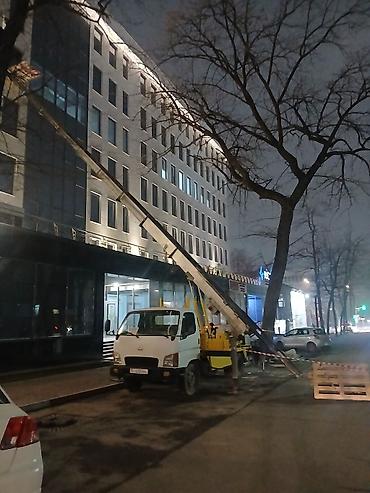 горный автономка: Автолифт . Автовышка . Кран Услуга: грузовой подъёмник (лифт-погрузчик — 2