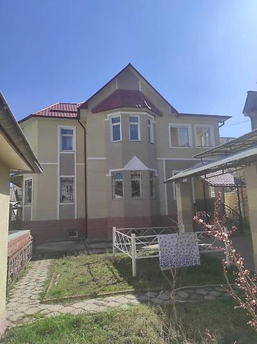 Долгосрочная аренда домов: 370 м², 7 комнат — 1