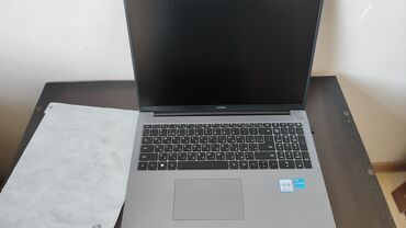 Noutbuk və netbuklar: Intel Core i5, 16 GB, 16 "