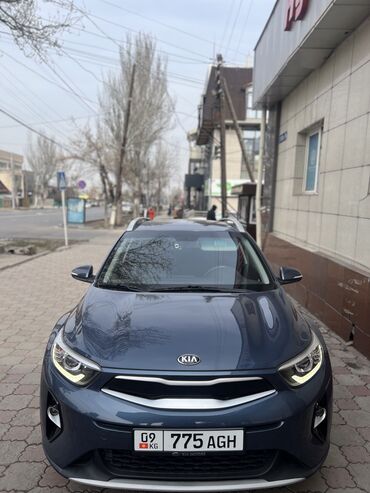 Kia: Kia Stonic: 2018 г., 1.4 л, Типтроник, Бензин, Хэтчбэк