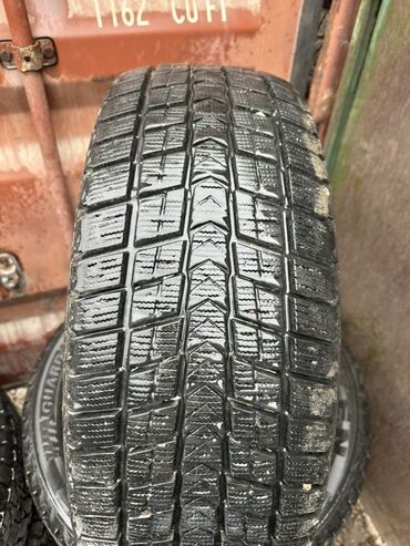 разноширокие шины: Шины 235 / 60 / R 18, Зима, Б/у, Комплект, Внедорожные (АТ/МТ), Корея, Nexen